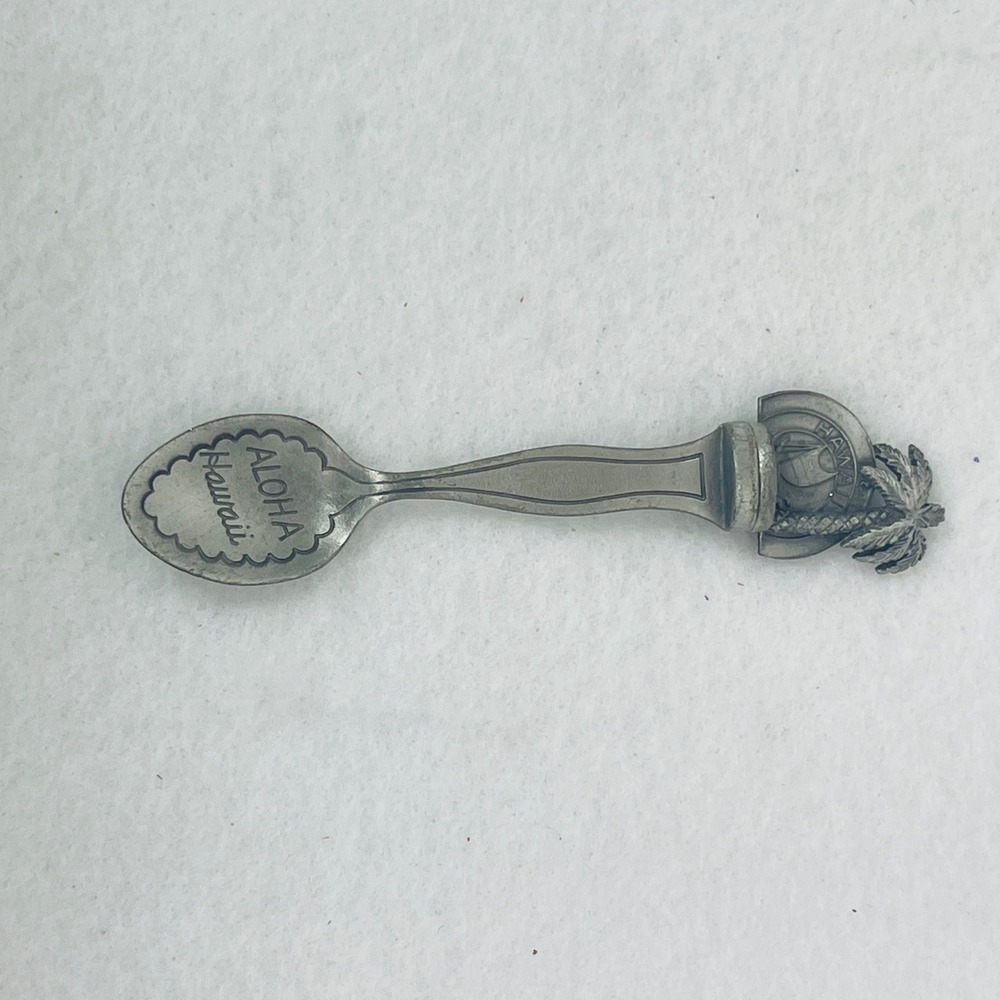 Unbranded Souvenir Spoon Unisex OS Aloha Hawaii Palm Tree Sailboat Silver Good